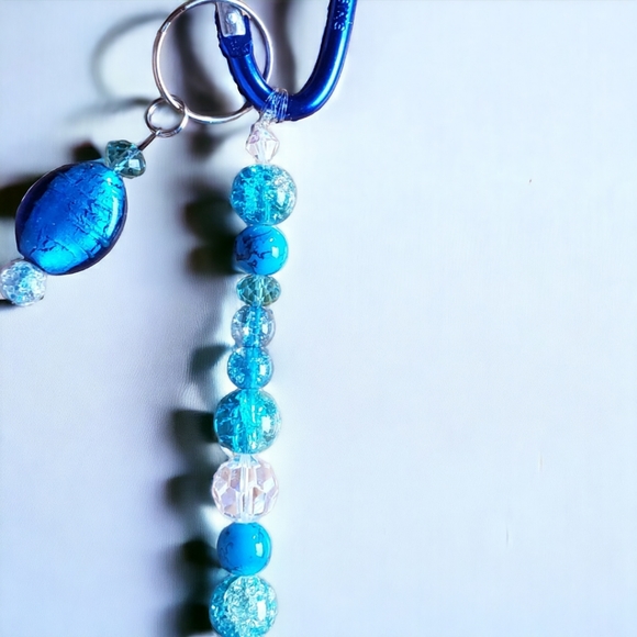 Lovely Blue Beaded Hand Crafted Keychain - Picture 7 of 7